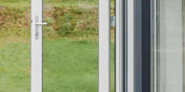 Eksterjero ir interjero sintezė: durų pasirinkimas nuosavam namui