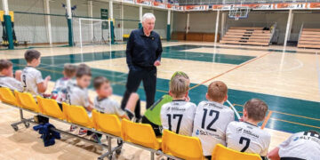 Mažamečiai – gyvi politinės jėgos reklamos stendai