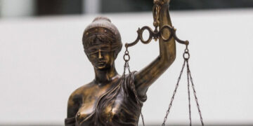 Drąsi ir galinti dirbti Teisės skyriuje