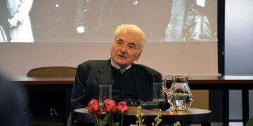 Apie medžio ir žodžio harmoniją