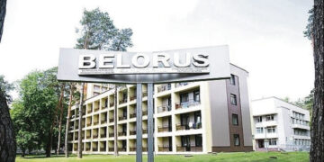 Savaitgaliais valstybės tarnautoja tampa ekskursijų vadove, keliautojams siūlanti viešbutį „Belorus“