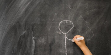 Pradinukams mokytojos elgesys pasirodė gąsdinantis