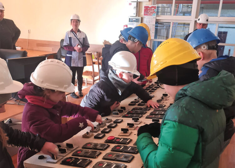 Moksleiviai lankėsi Biržų Rotušės katilinėje