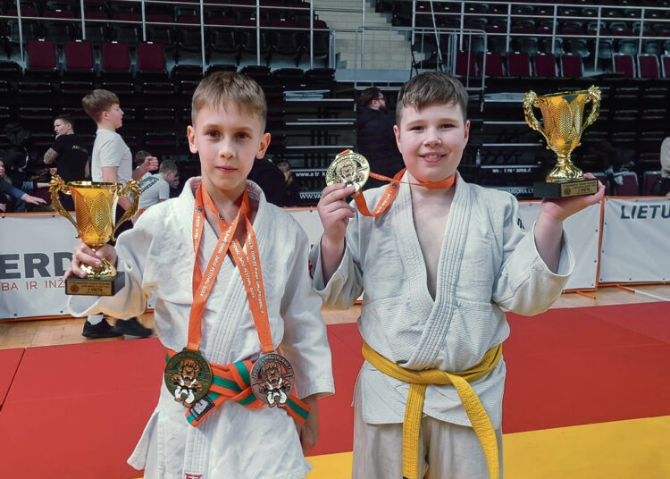 Dziudo pasaulyje: nuo pirmųjų kovų iki kelionių į užsienį