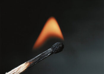 Padegimo aplinkybes aiškinasi policija