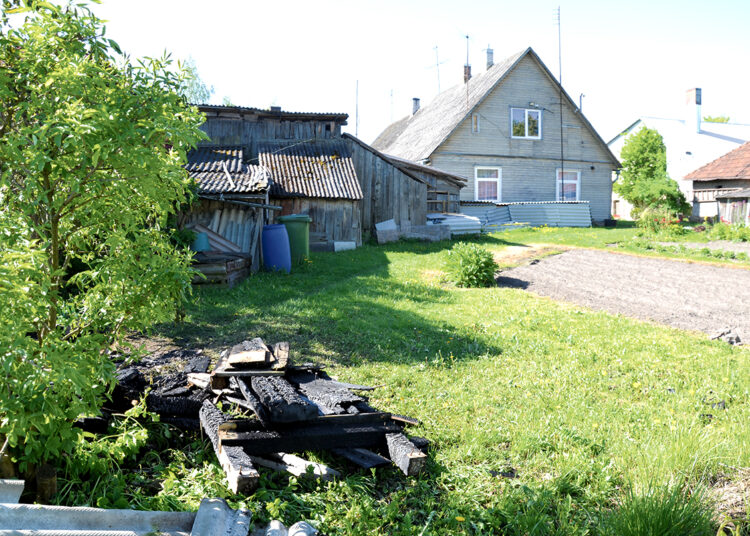 Gaisras atvėrė gyventojų bėdą ir miesto gėdą