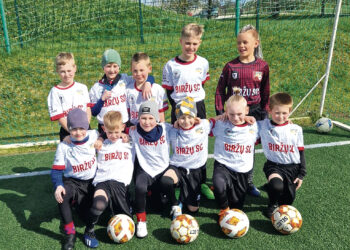 Antrąjį ratą pradėjo pergale ir lygiosiomis