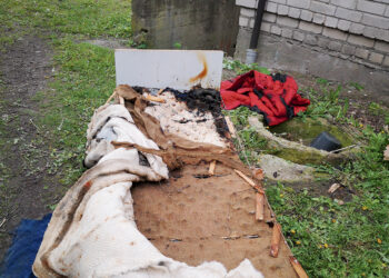 Rinkimų naktį užsidegė lova