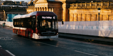 Autobuso nuoma: lankstumas ir patogumas bet kokiai kelionei