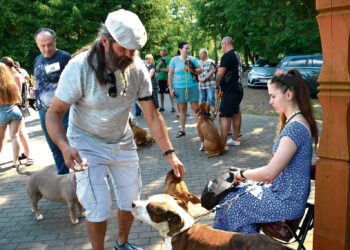 Keturkojų ir sparnuočių gražuolių paroda