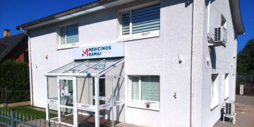 Nevaikštantiems žmonėms dantų gydytojas nepasiekiamas