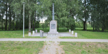 Mažas didelio mūšio paminklo jubiliejus