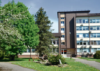 Ar aparatas kraujui tirti turi stovėti tik ant naujų baldų?