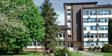 Ar aparatas kraujui tirti turi stovėti tik ant naujų baldų?