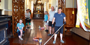 Kad šviesiau būtų šventovėje ir sielose