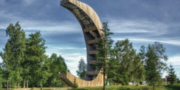 Kirkilų bokštas lankytojų sulaukia mažiau