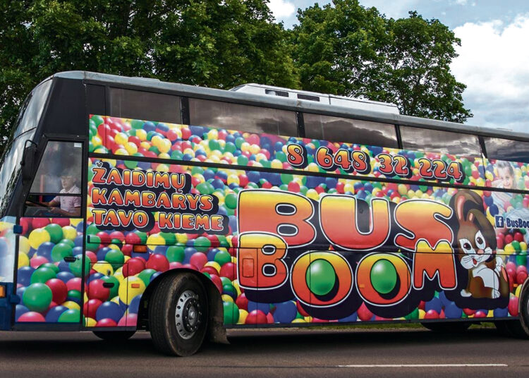 Pramogos vaikams atvyksta tiesiai į Jūsų kiemą