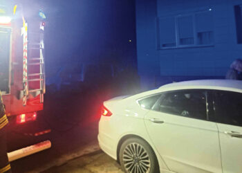 Iš degančio rūsio nelaimėlį išnešė ugniagesiai