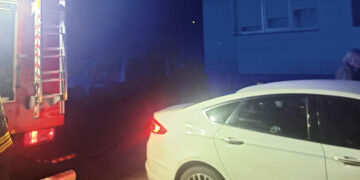 Iš degančio rūsio nelaimėlį išnešė ugniagesiai