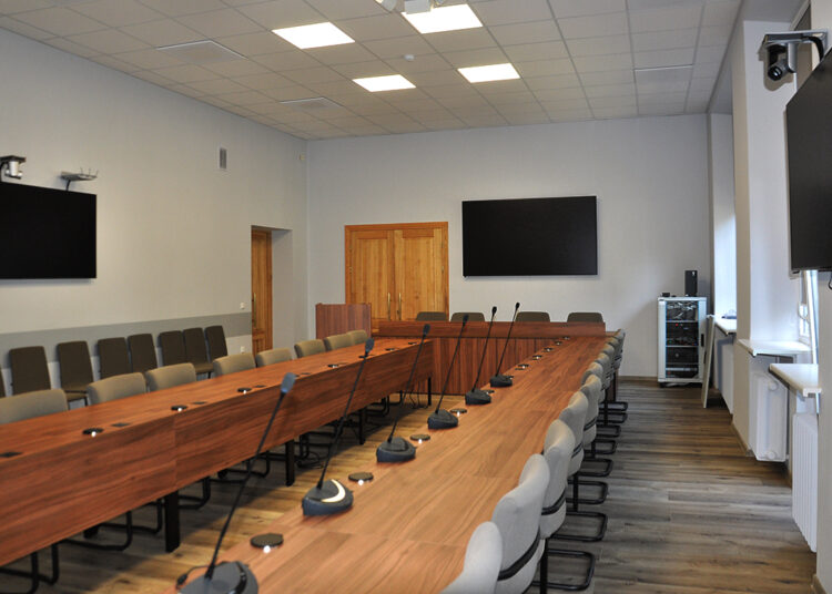 Aukščiausioji rajono valdžia apleido tvirtovę