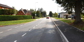 Plento gatvės grožis ir keistumai, arba kam pristatyta suolelių pramoniniame rajone