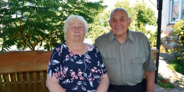 Pirmą kartą apkabino prieš 65 metus