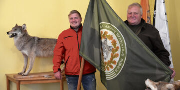 Už trofėjų – gyvūnų ir žmonių gyvenimo istorijos