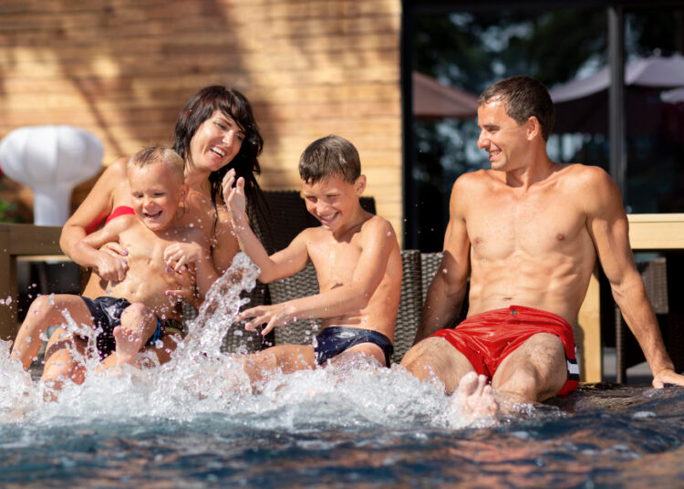 Mokinių rudens atostogos: kur keliauti su visa šeima?