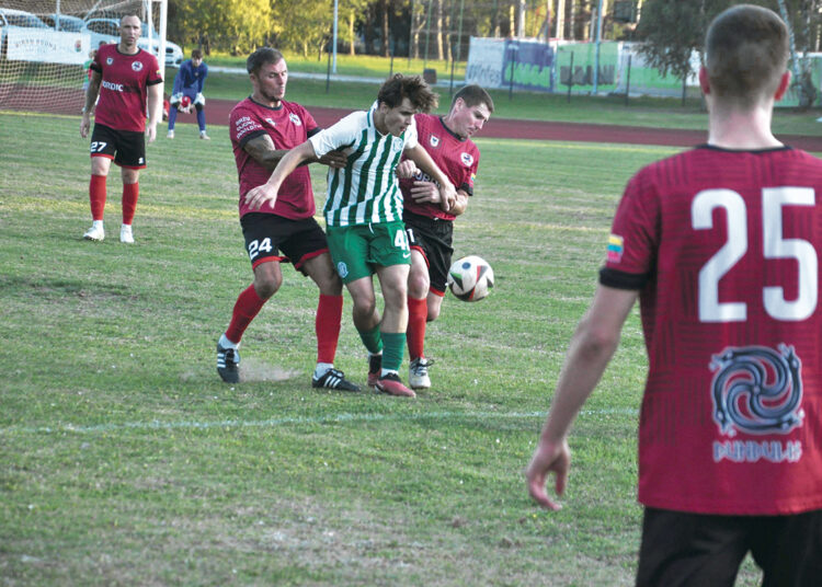 „FK Širvėna“ sirgaliams padovanojo neeilinę kovą