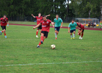 Šimtų žiūrovų akivaizdoje – užtikrina „Širvėnos“ pergalė