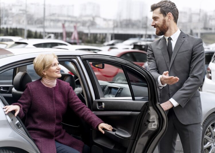 Kaip pasirinkti patikimą teikėją automobilių nuomai Kaune?