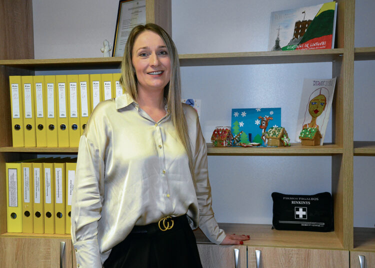 Padeda ir socialiai atsakingi verslai