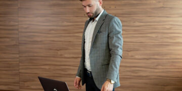 Įmonių steigimas Lietuvoje: žingsniai ir būtini dokumentai