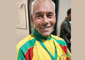 Svarsčių kilnojimo legenda grįžo į sporto areną