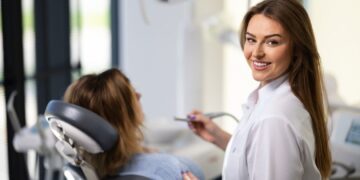 Dantų tiesinimas kapomis išsimokėtinai Vilniuje: Viskas, ką turite žinoti