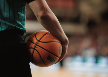 Už smurtą prieš varžybų teisėją – viešieji darbai