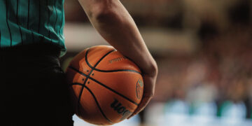 Už smurtą prieš varžybų teisėją – viešieji darbai