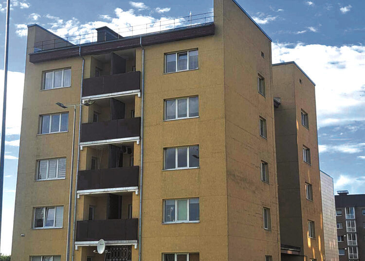 Iškeldins iš buto, kuriame įvyko tragedija