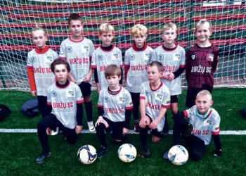 Gerai žaidžiantys jaunieji futbolininkai nelieka nepastebėti