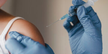 VšĮ Biržų rajono savivaldybės poliklinika kviečia skiepytis nuo gripo ir COVID-19 infekcijos