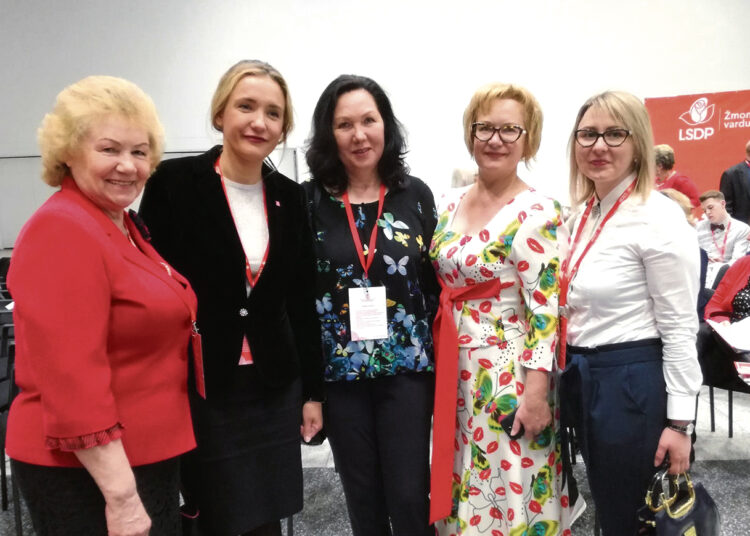 Seimo narė padėjėjų priimti neskuba