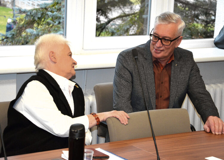 Taryba – kaip ligoninės įkaitai