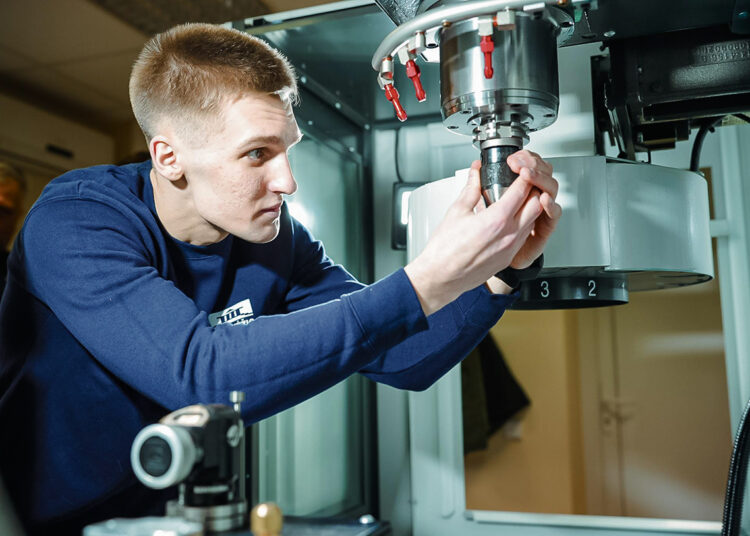 Panevėžio kolegija investuoja į kokybišką akademinį išsilavinimą