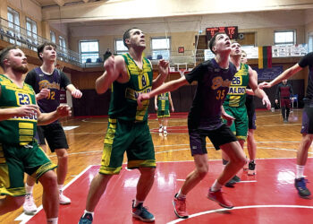 Vyriškos krepšinio pamokos „Sporto centro“ jaunuoliams