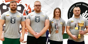 Latvijoje štangos spaudimo čempionate triumfavo biržietis