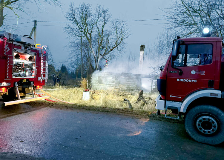 Įtariamas padegimas: pirmiausia neliko kryžiaus