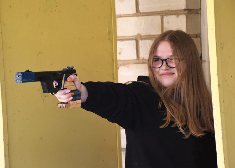 Jaunimo čempionate biržietė šaulė iškovojo auksą