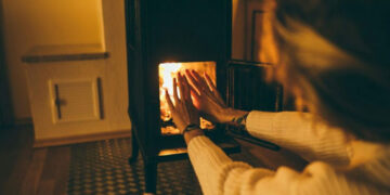 Kodėl verta rinktis šildymą briketais?