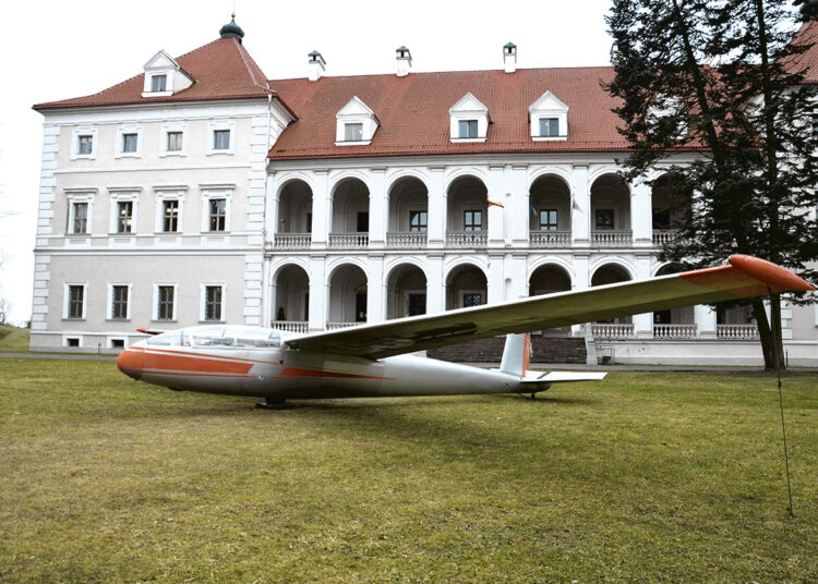 Lėktuvėlių kūrėjai – nuo darželinukų iki politikų