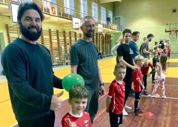 Šeimos futbolo treniruotė nepaliko abejingų